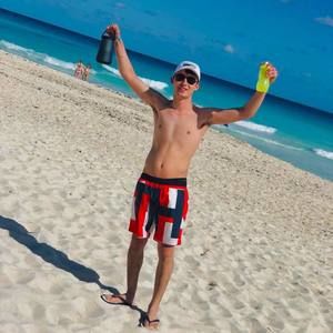 Meet your Posher, Geovanni